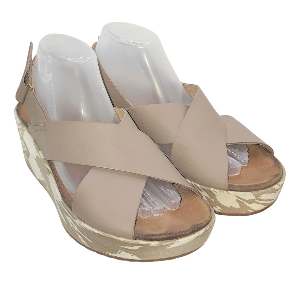 Clarks Collection Taupe Leather Ikat Pattern Platform Wedge Sandals Womens Sz 9